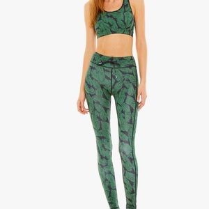 The Upside Yoga Pants / Matching Bra Set M